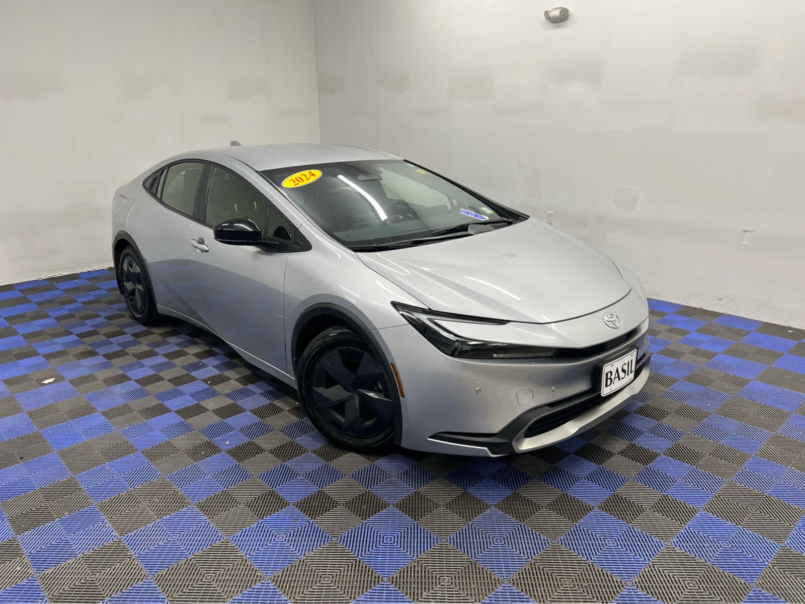 Used 2024 Cutting Edge Toyota SE image 29