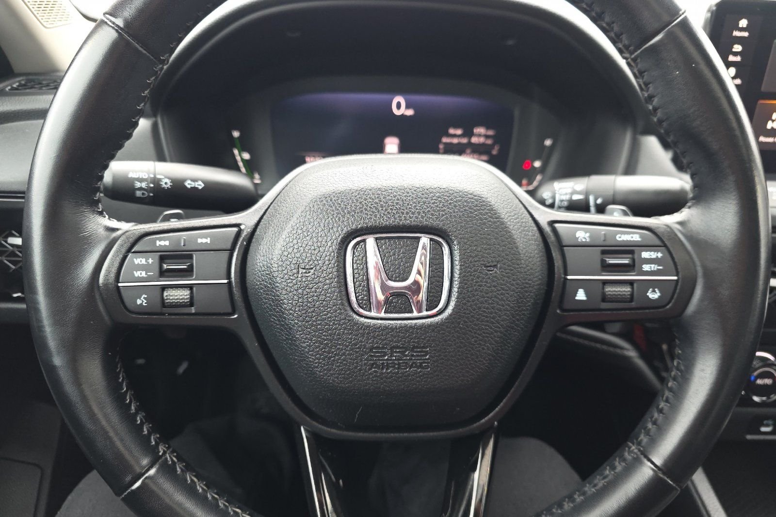 Used 2023 Platinum White Pearl Honda EX-L image 20