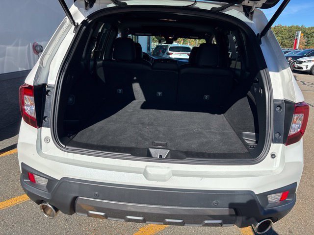 Certified Used 2023 Platinum White Pearl Honda TrailSport image 9