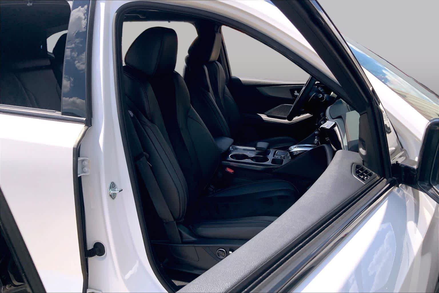 Used 2024 Platinum White Pearl Acura w/A-Spec Package image 9