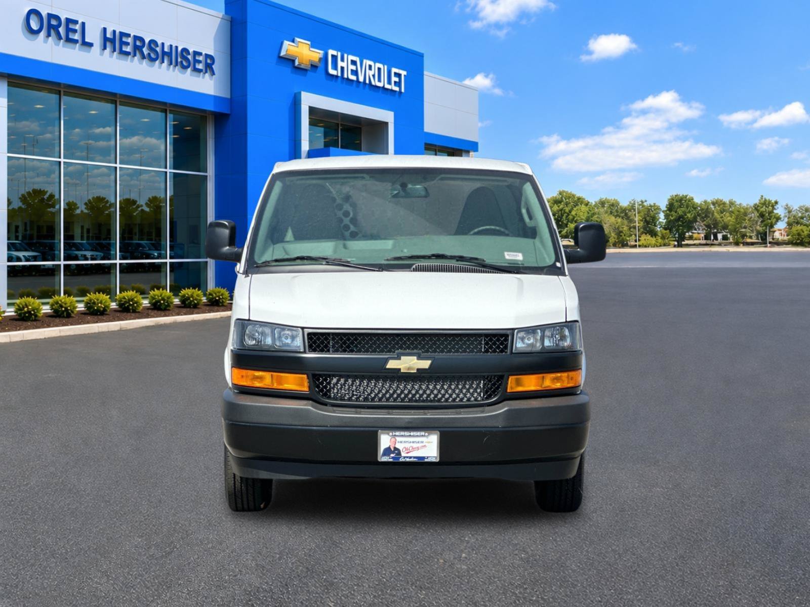 2026 Chevrolet Express Cargo Work Van - Photo 9