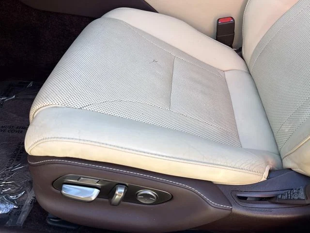 Used 2019  Lexus 500 Base image 27