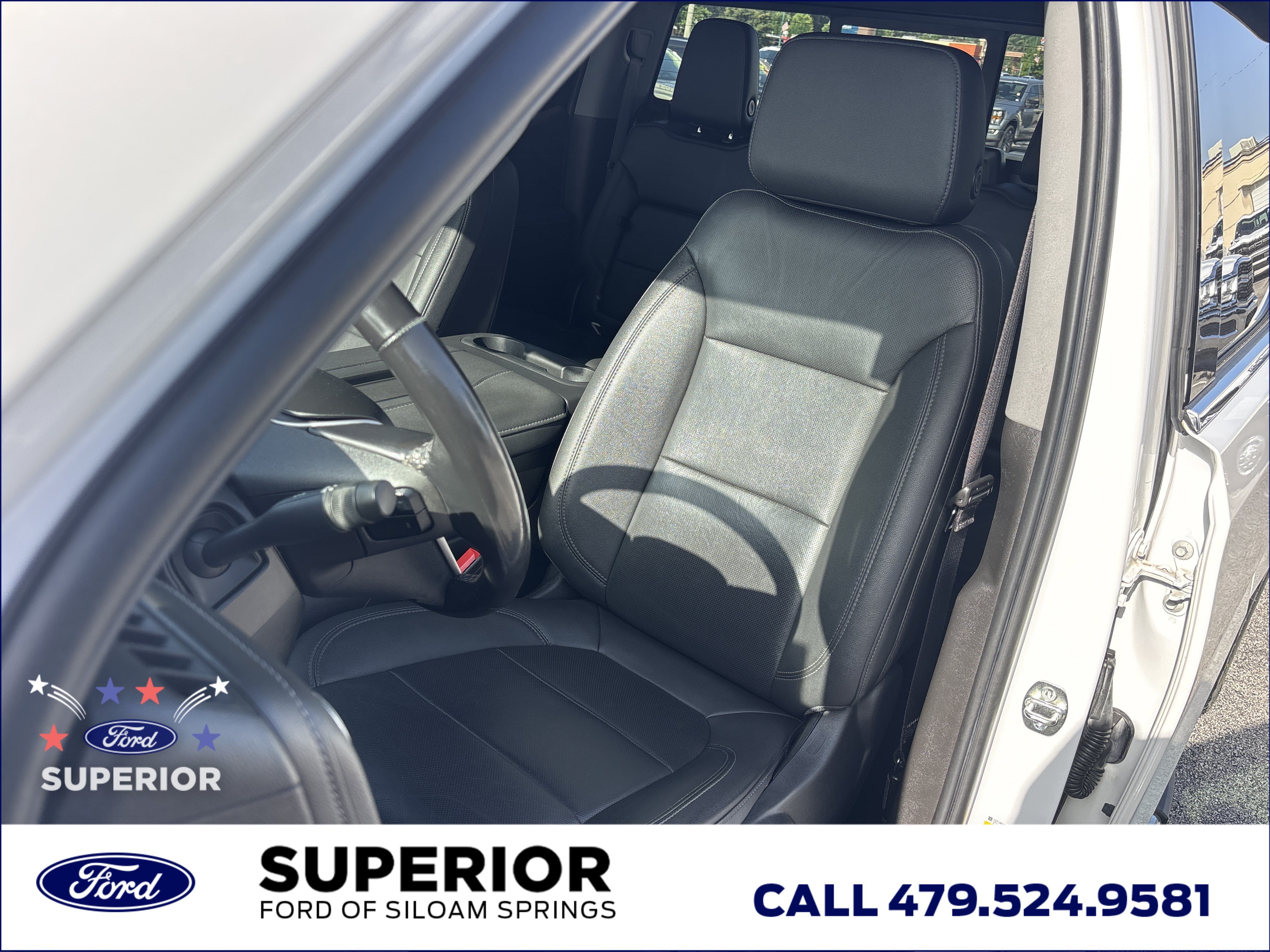 Used 2021 White Frost Tricoat GMC SLT 4WD image 22