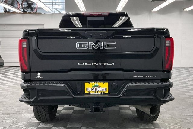 Used 2024 Onyx Black GMC Denali Ultimate image 5