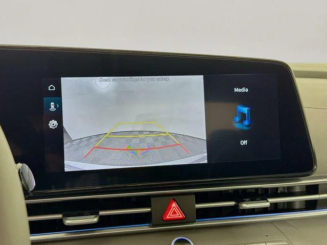 2025 Hyundai Elantra Blue - Photo 22