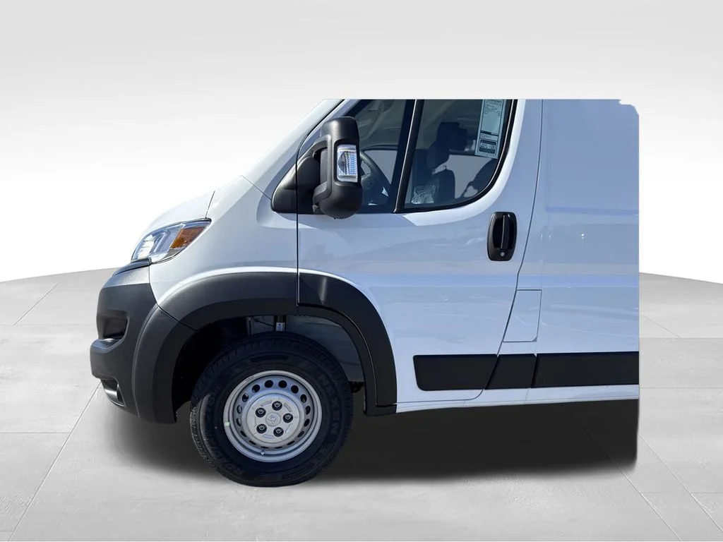 New 2026 Bright White Clear-Coat Exterior Paint RAM Low Roof image 26