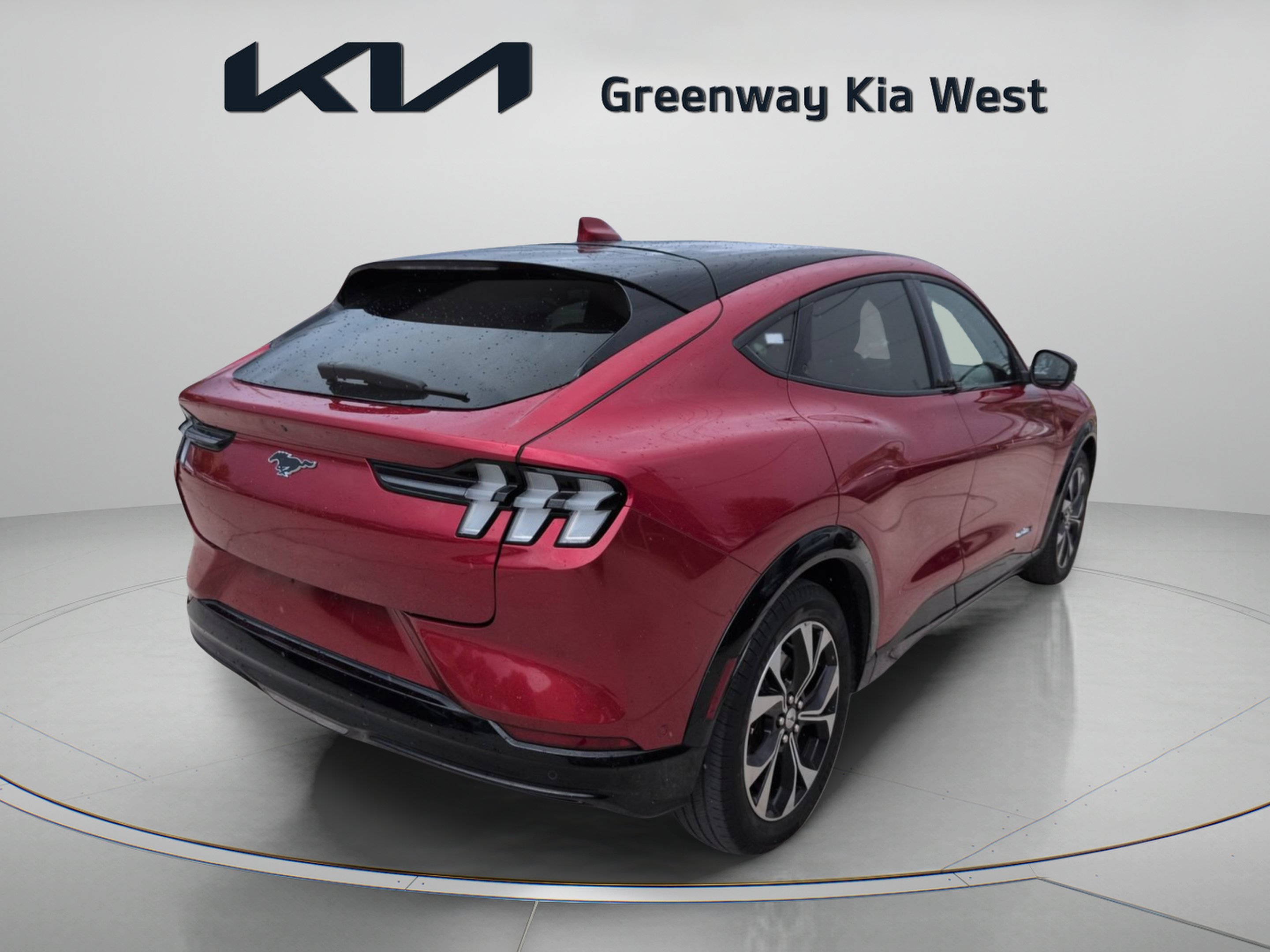 Used 2022 Red Metallic Ford Premium image 8