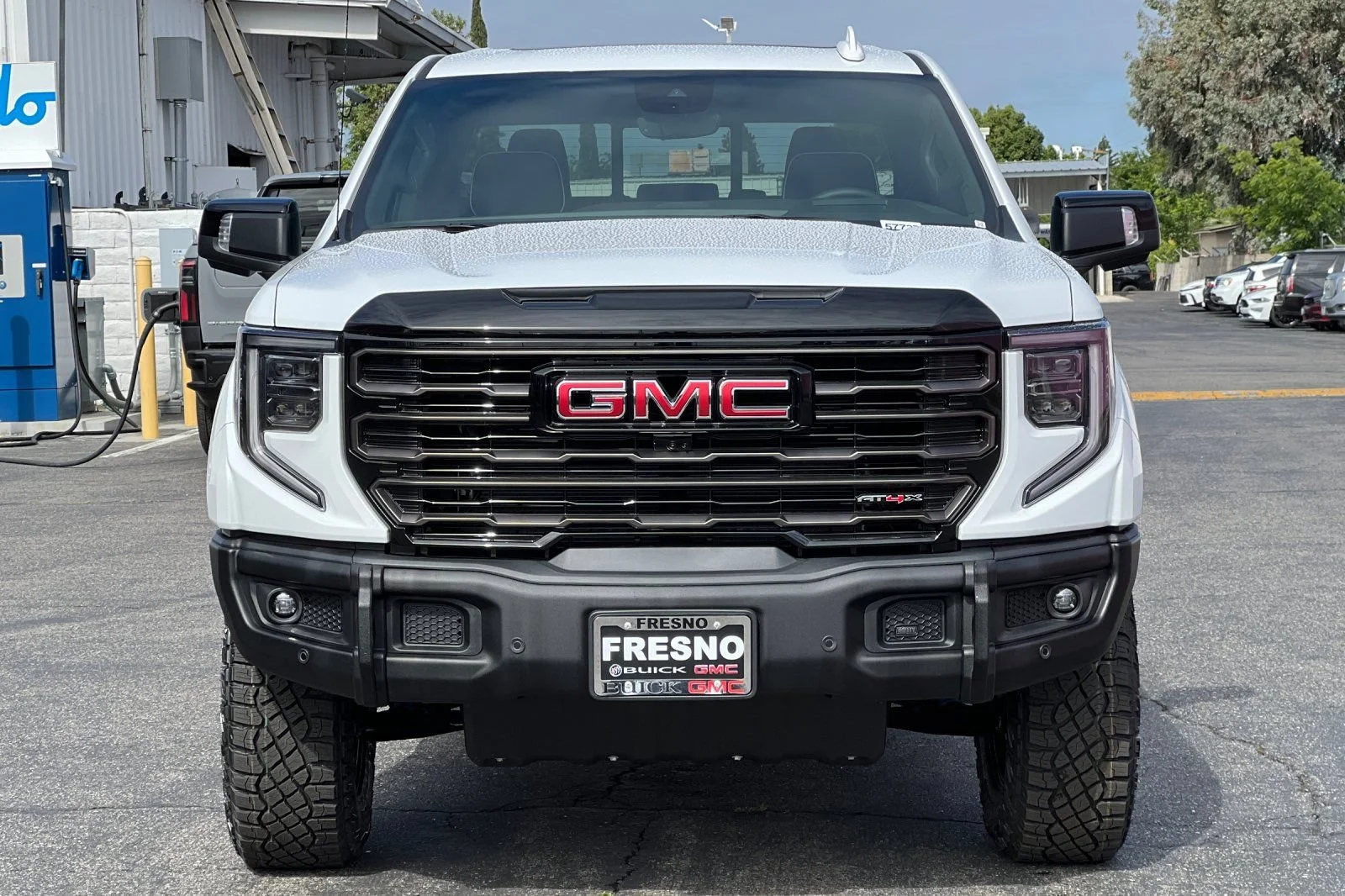 2026 GMC Sierra 1500 AT4X - Photo 7