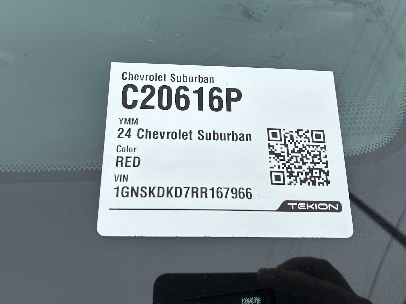2024 Chevrolet Suburban Z71 - Photo 34