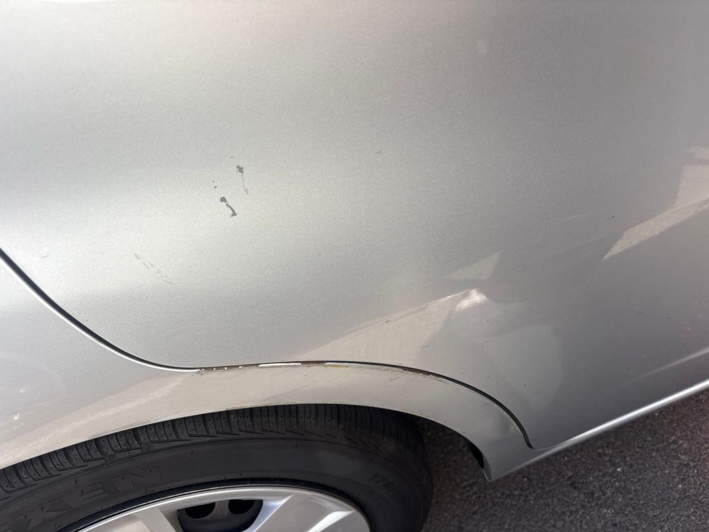 Used 2013  Honda Base image 16