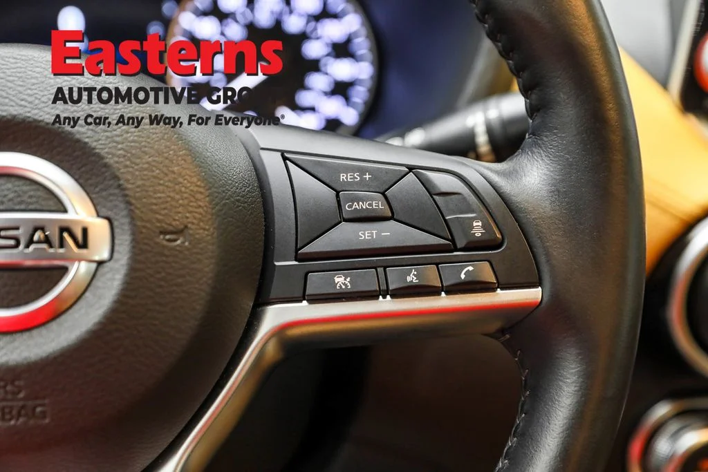 Used 2022 Red Nissan SV image 16