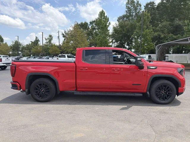 Used 2022 Red GMC Elevation image 13
