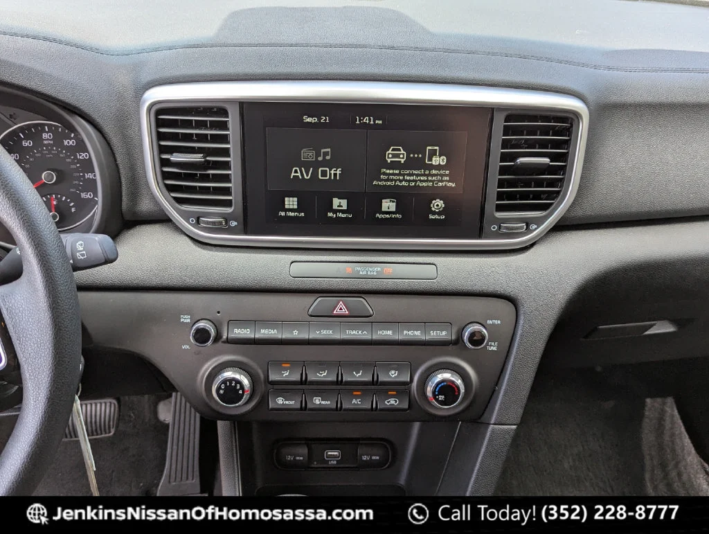 Used 2022 Silver Kia LX image 32