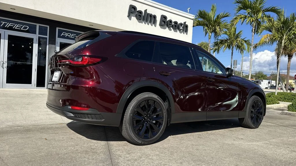 2026 Mazda CX-90 Premium Package - Photo 24