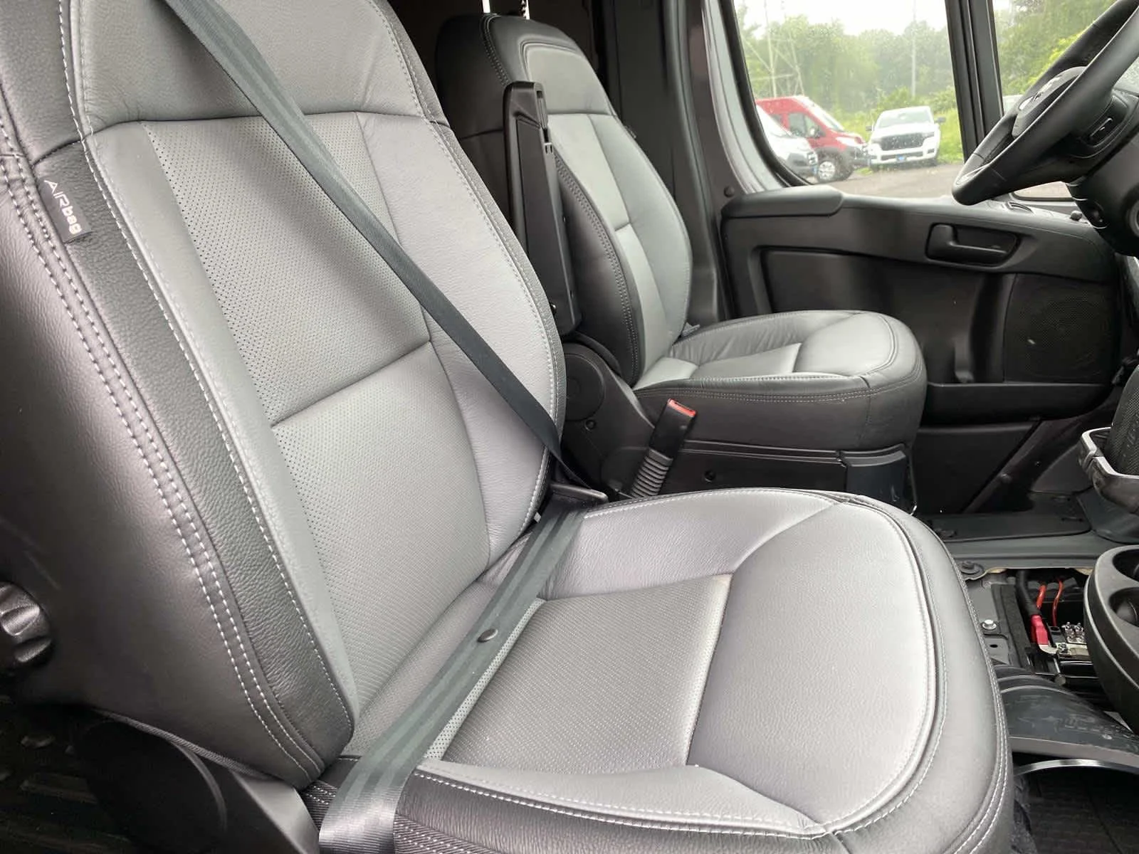Used 2025 Granite Crystal Metallic Clearcoat Ram SLT+ image 23
