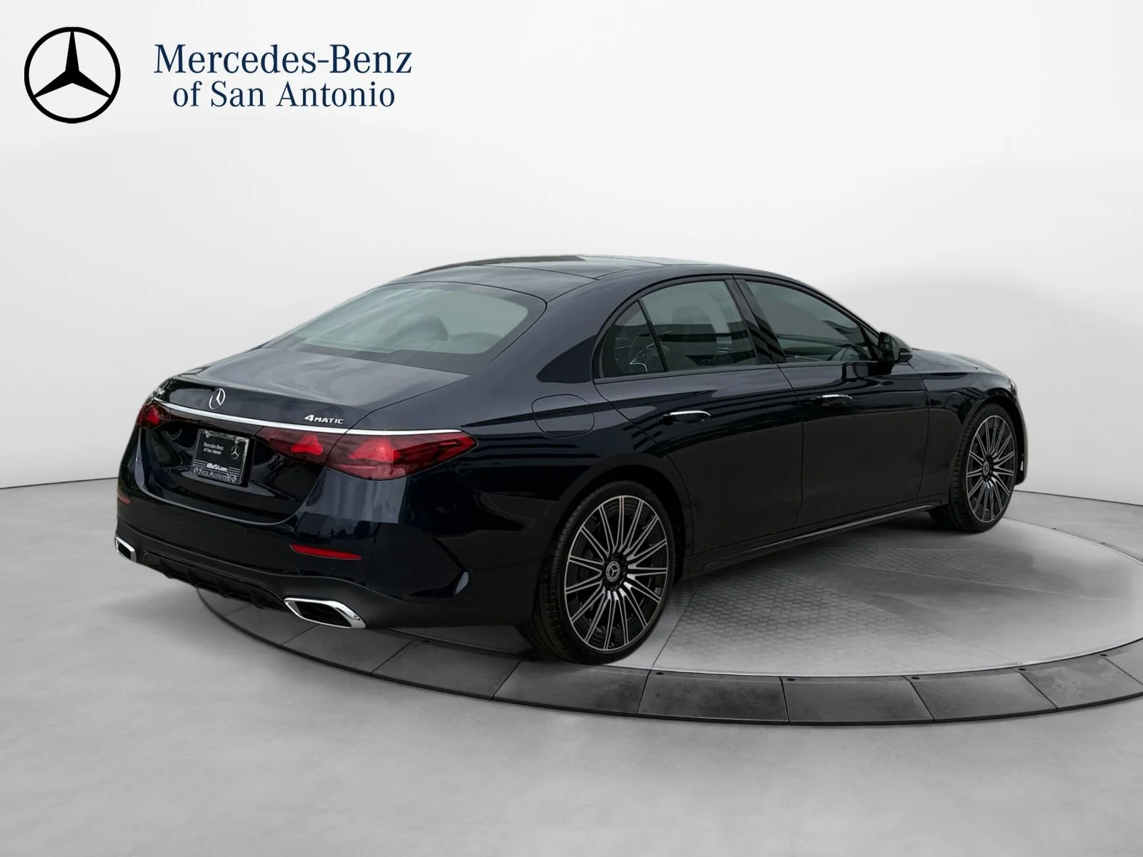 New 2026 Blue Mercedes-Benz E 350 image 7