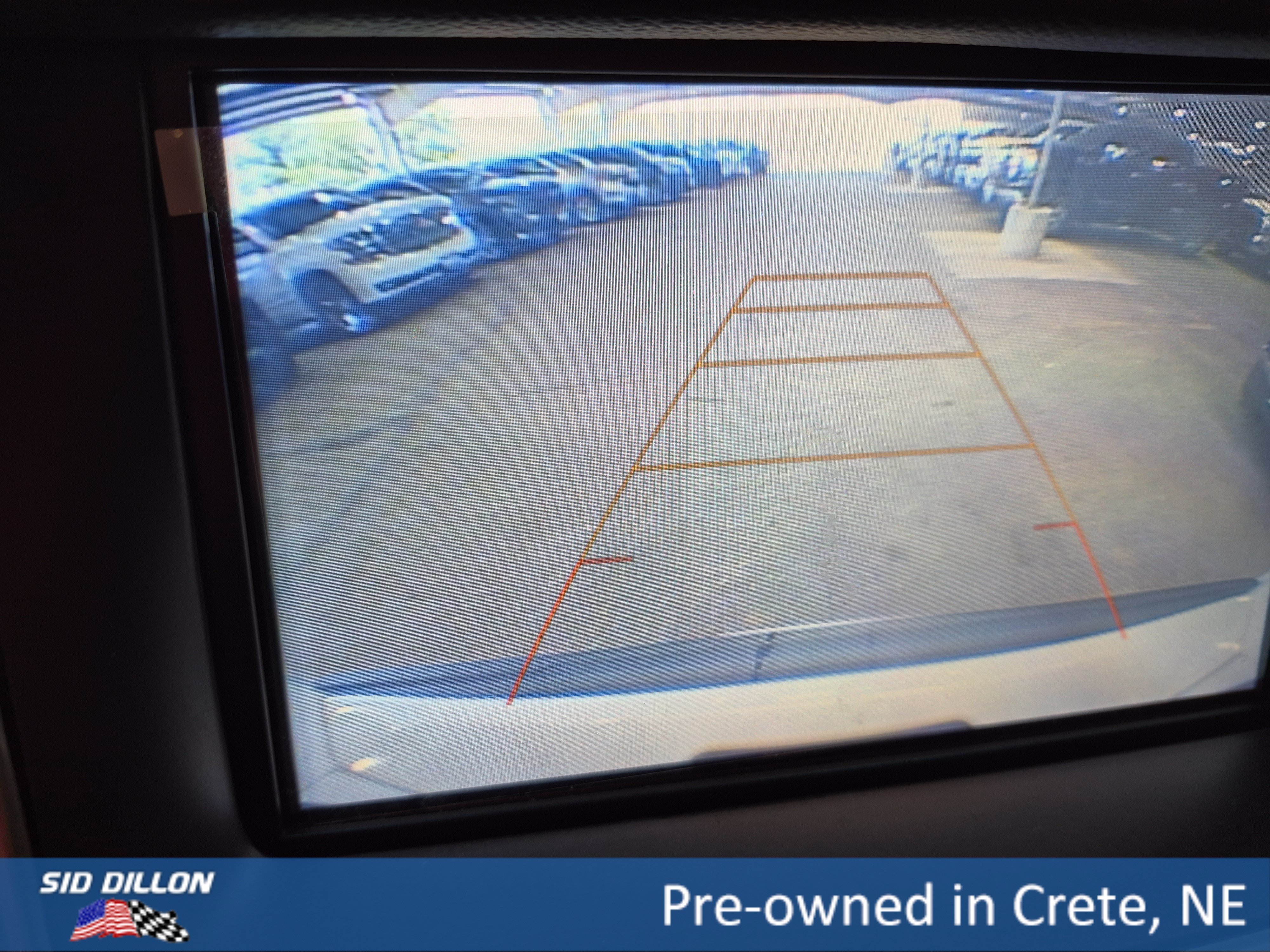 Used 2019 Iridescent Pearl Tricoat Chevrolet LT image 8