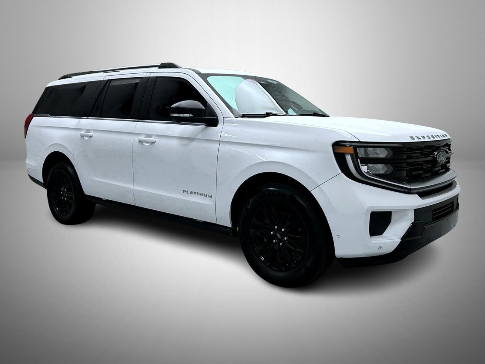 Used 2025 White Ford Platinum image 3