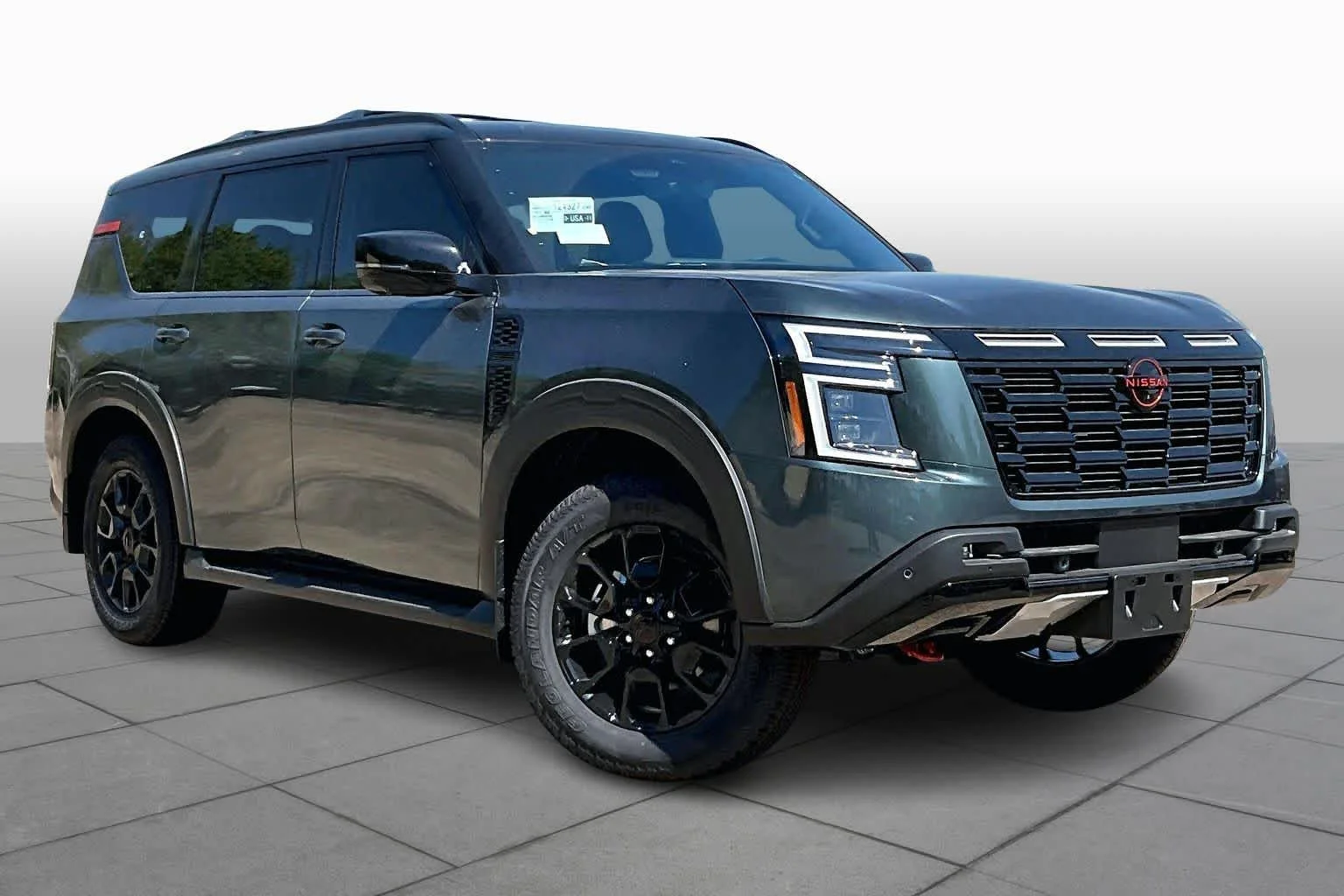 New 2026 Alpine Metallic / Super Black Two-tone Nissan PRO-4X image 2