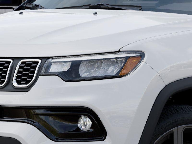 New 2026 Bright White Clear-Coat Exterior Paint Jeep COMPASS LIMITED ALTITUDE 4X4 image 10