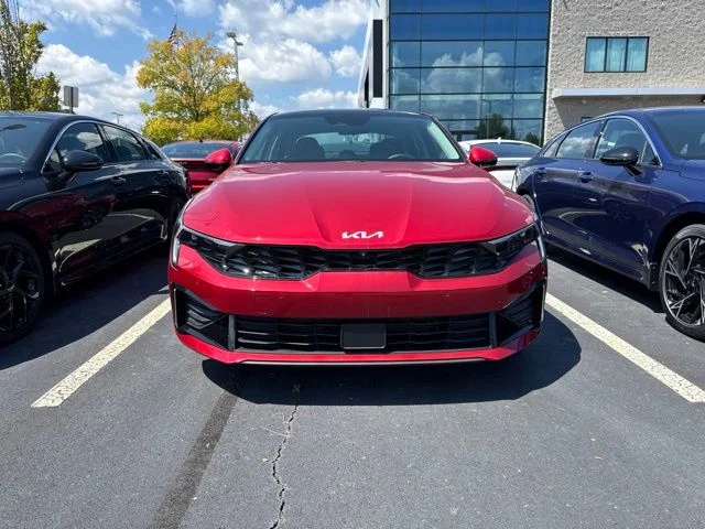 Certified Used 2025 Red Kia EX image 7