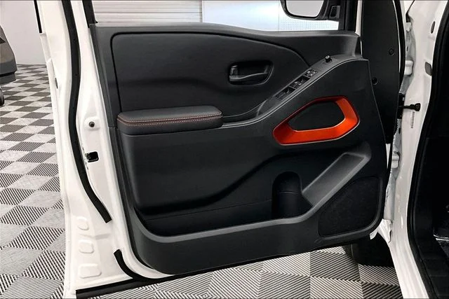 New 2026 Glacier White Nissan PRO-X image 35