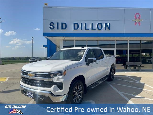 Used 2024 Summit White Chevrolet LT image 1