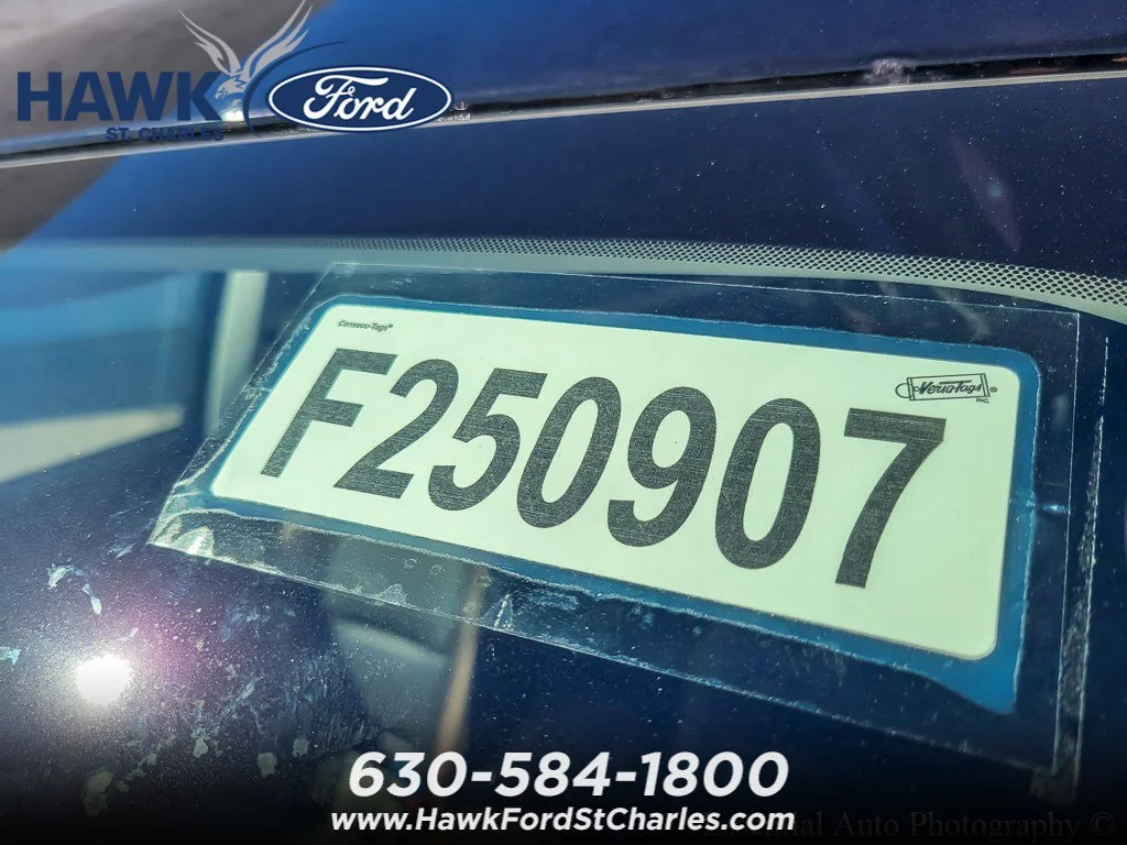 New 2025 Eruption Green Metallic Ford Outer Banks® image 15