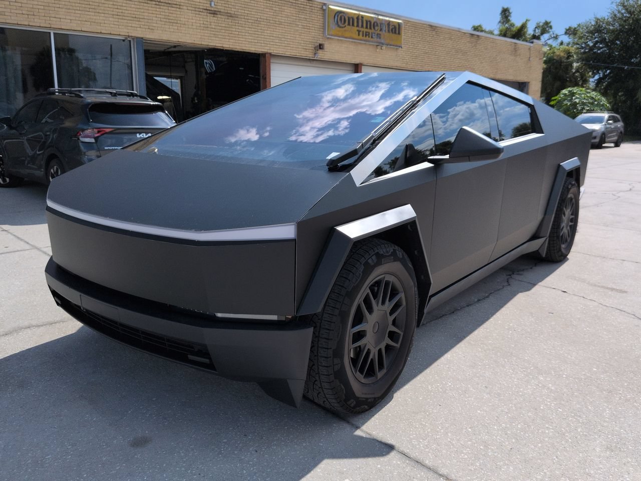 Used 2024 Stainless Steel Tesla Base image 8