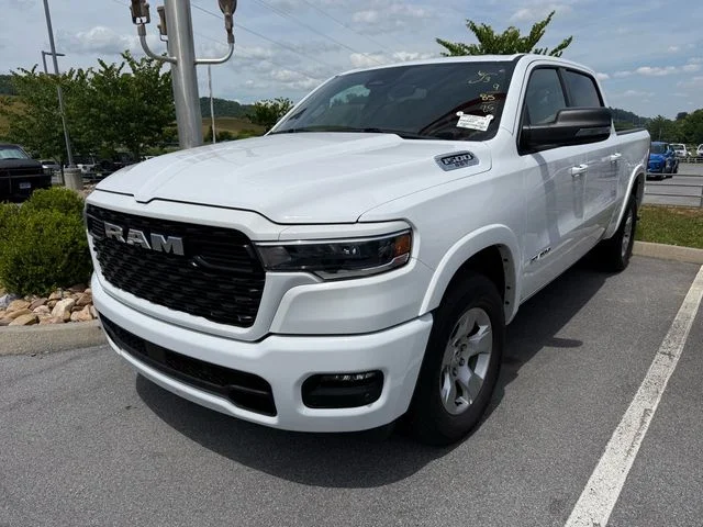 Used 2025 White Ram Big Horn/Lone Star image 2