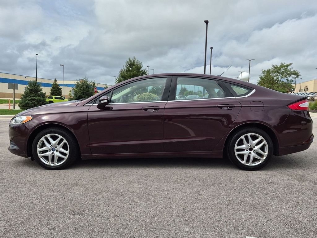 Used 2013 Red Ford SE image 4