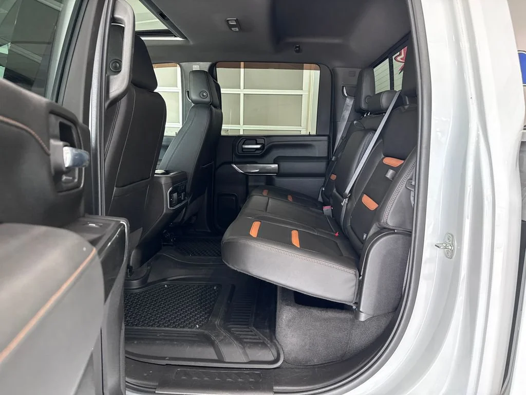 Certified Used 2021 SUMMIT WHITE GMC AT4 image 12