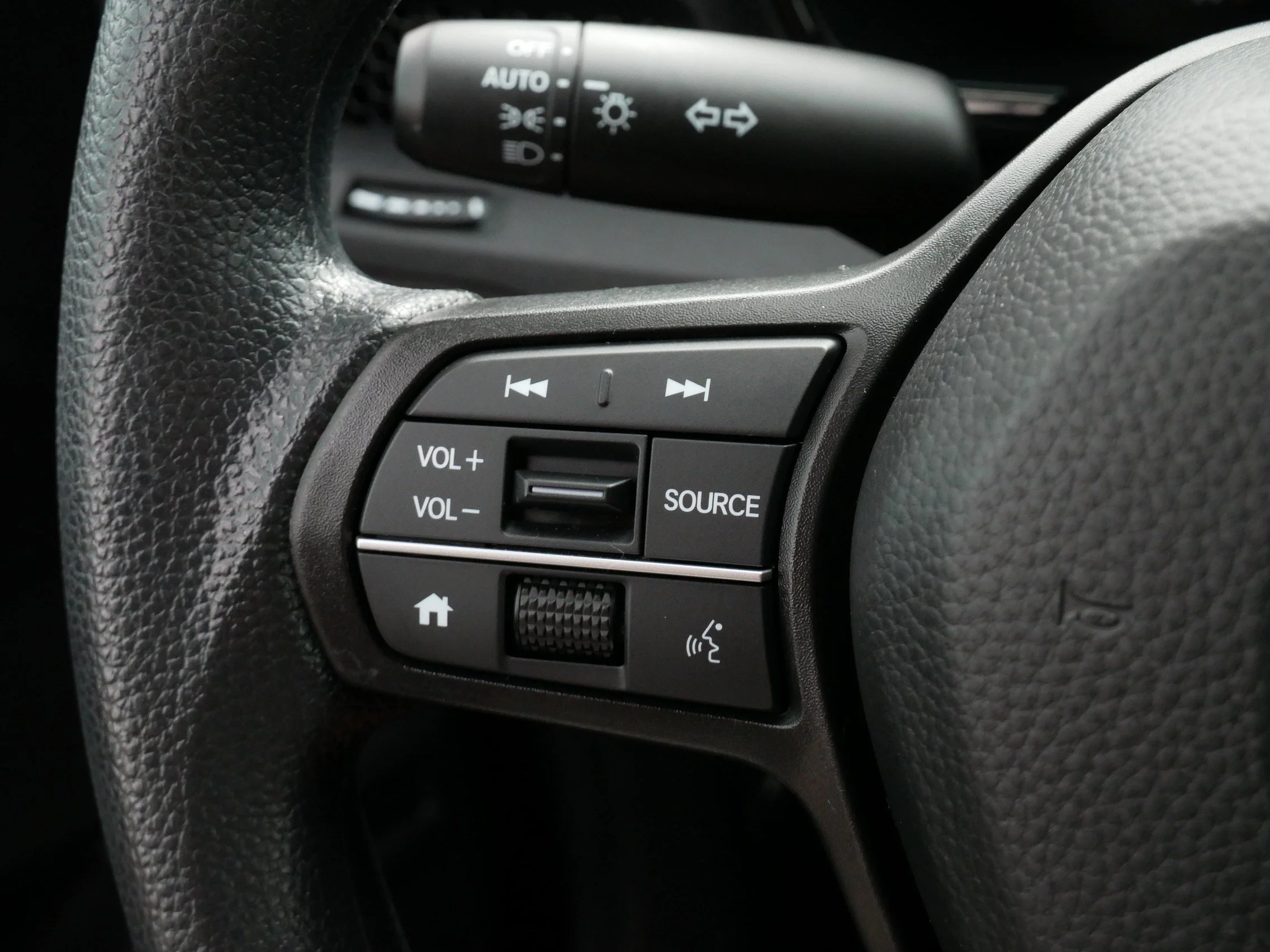 2024 Honda CR-V LX - Photo 26