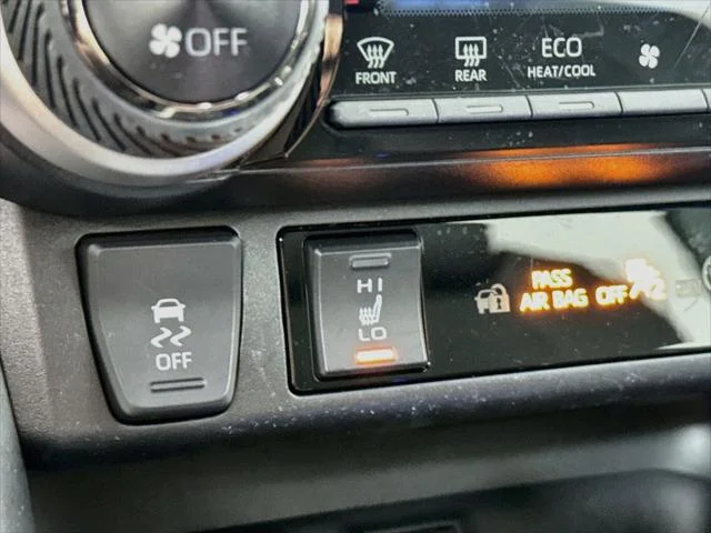 Certified Used 2023 MAGNETIC GRAY MET. Toyota  image 19