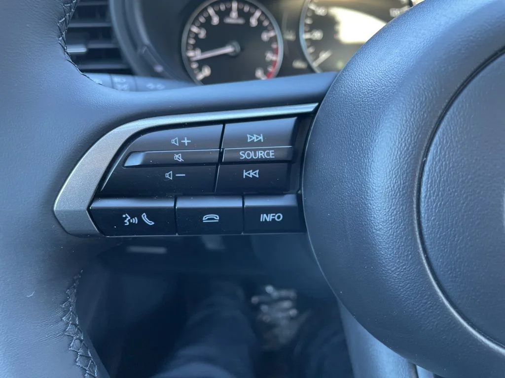 2026 Mazda CX-30 Carbon Edition - Photo 17