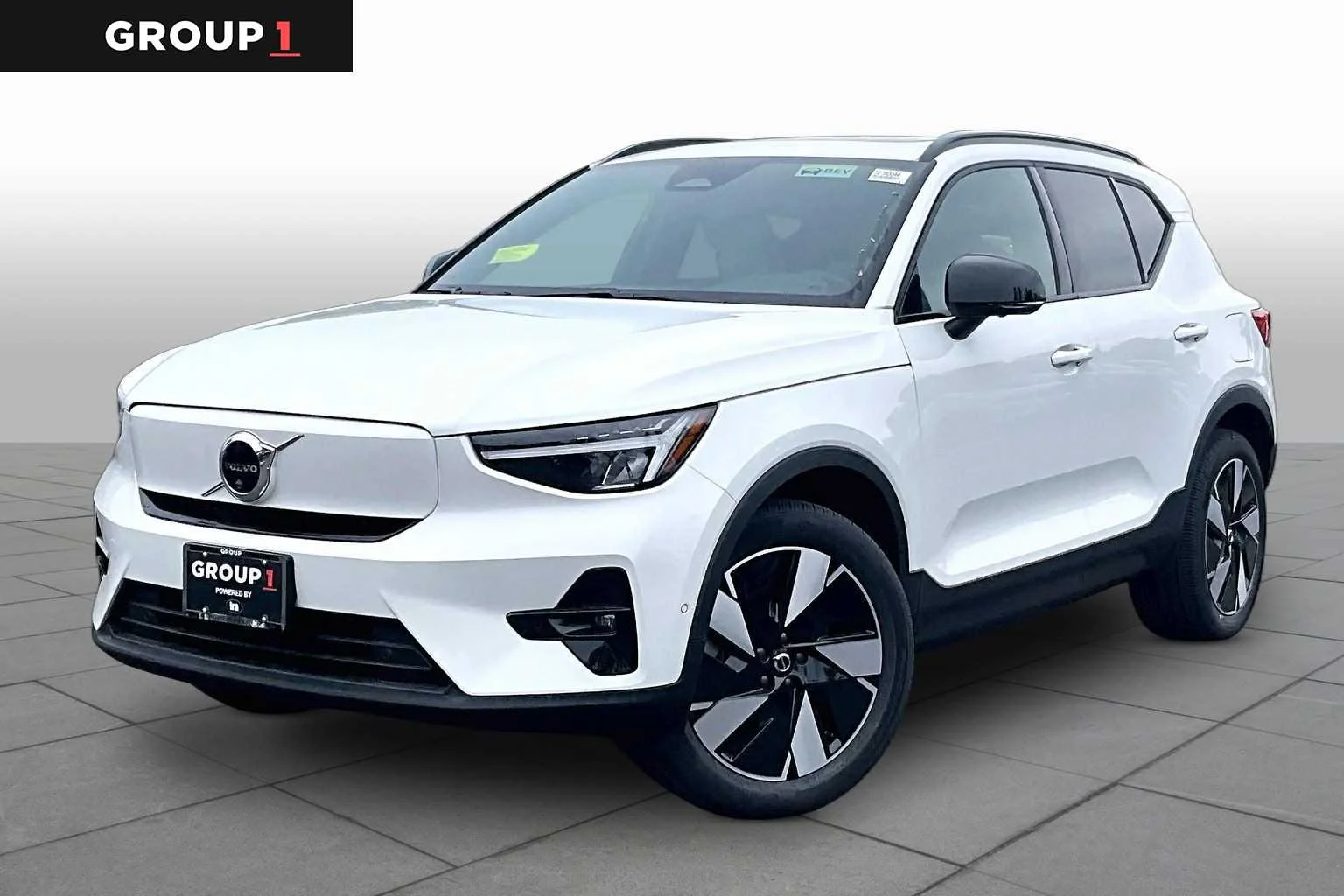 2026 Volvo EX40 Twin Motor Plus AWD's photo