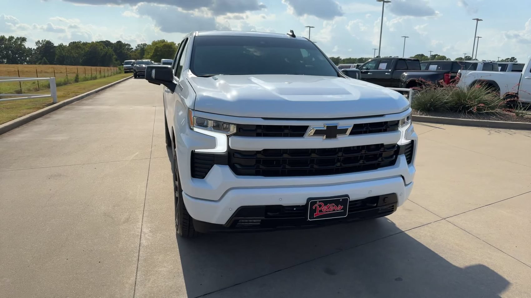 New 2026 Summit White Chevrolet RST image 4
