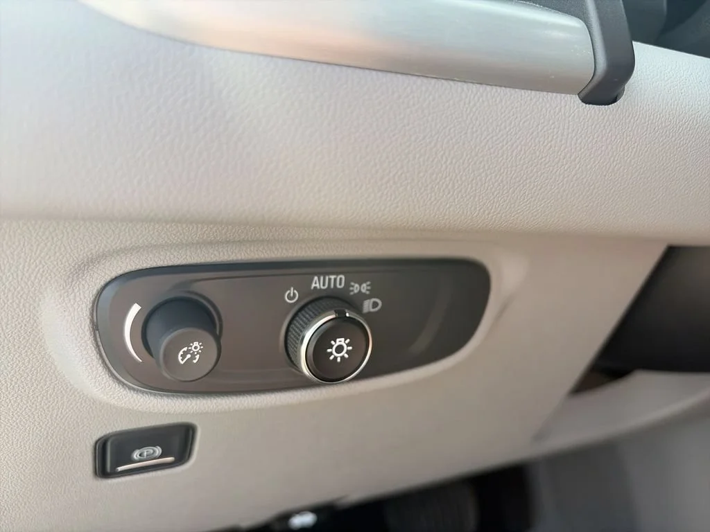 2021 GMC Terrain SLE - Photo 25