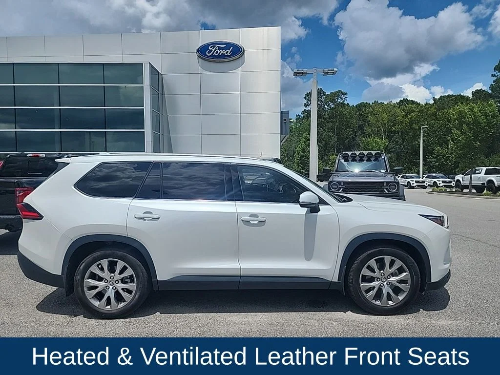 Certified Used 2024 Wind Chill Pearl Toyota Limited image 2