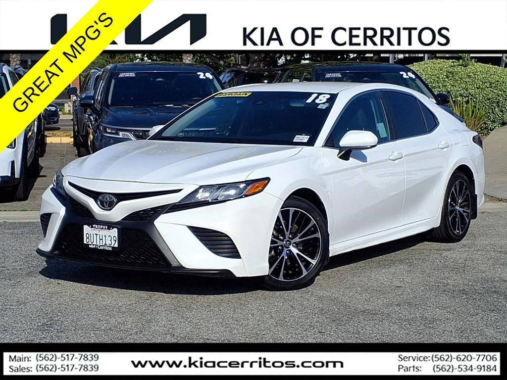 2018 Toyota Camry SE