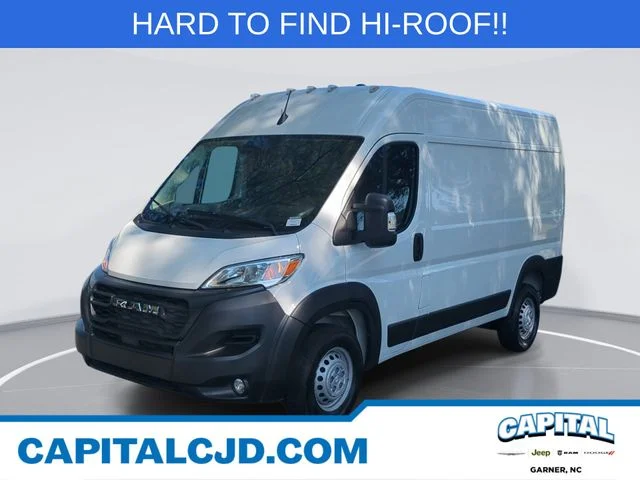 Used 2025 White Ram High Roof image 1