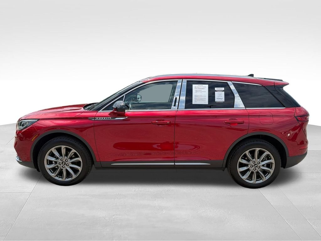 Used 2022 Red Lincoln Standard image 2