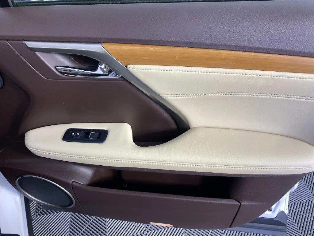 Used 2017 White Pearl Lexus 350 image 25