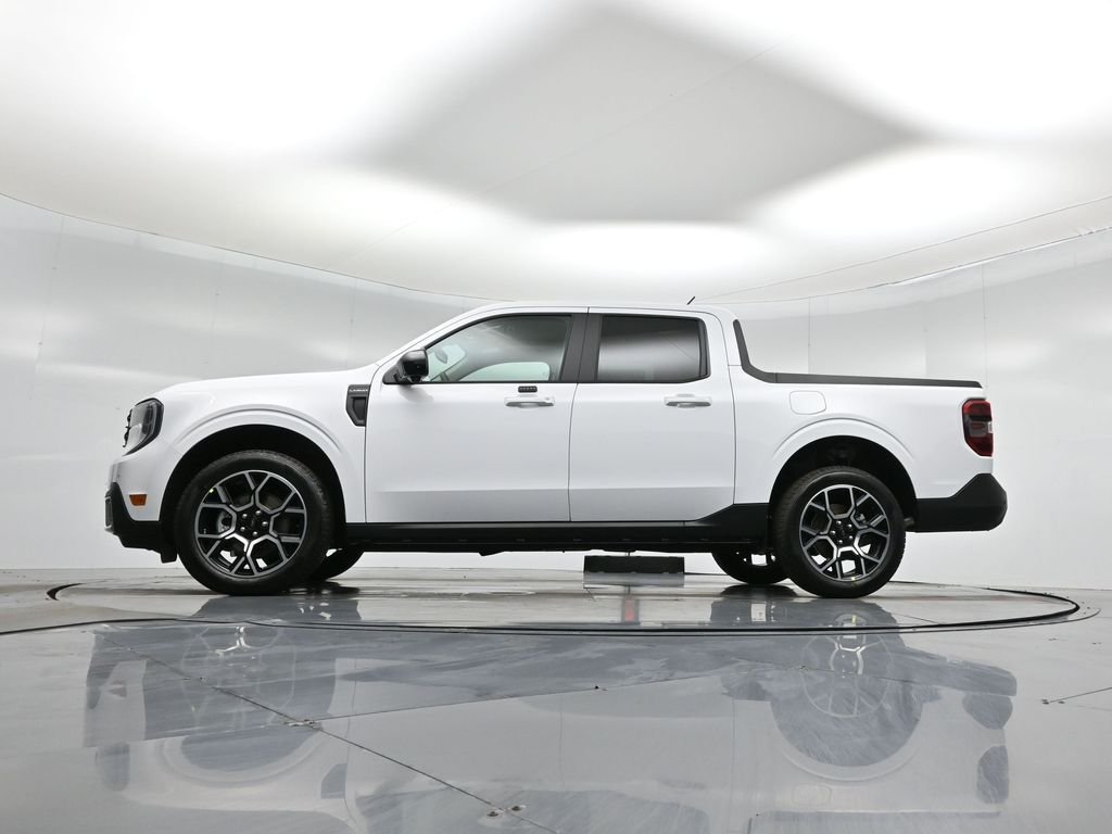 New 2026 Oxford White Ford Lariat image 7