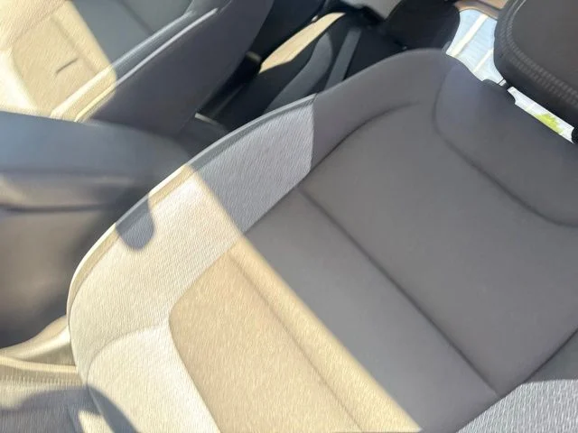 Used 2025 White Chevrolet LT image 10