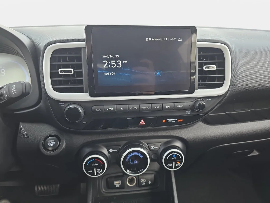 Used 2024 Gray Hyundai Limited image 20