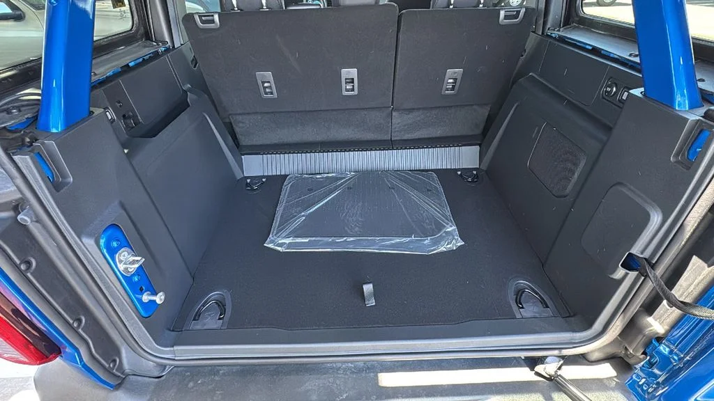 New 2026 Velocity Blue Metallic Ford Big Bend® image 16