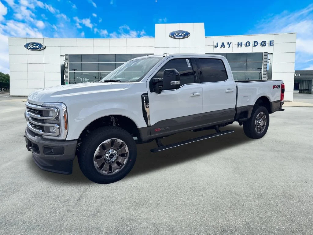 New 2026 Star White Metallic Tri-Coat Ford F-250® King Ranch® image 2