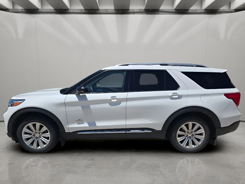 Used 2023 White Ford King Ranch image 2