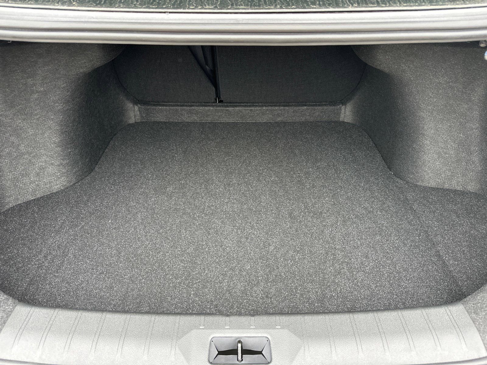 New 2026 Gray Nissan S image 18